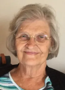 Shirley Lee